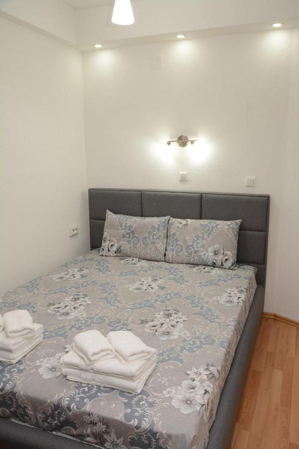 Central Deluxe Apartments Ohrid Bagian luar foto