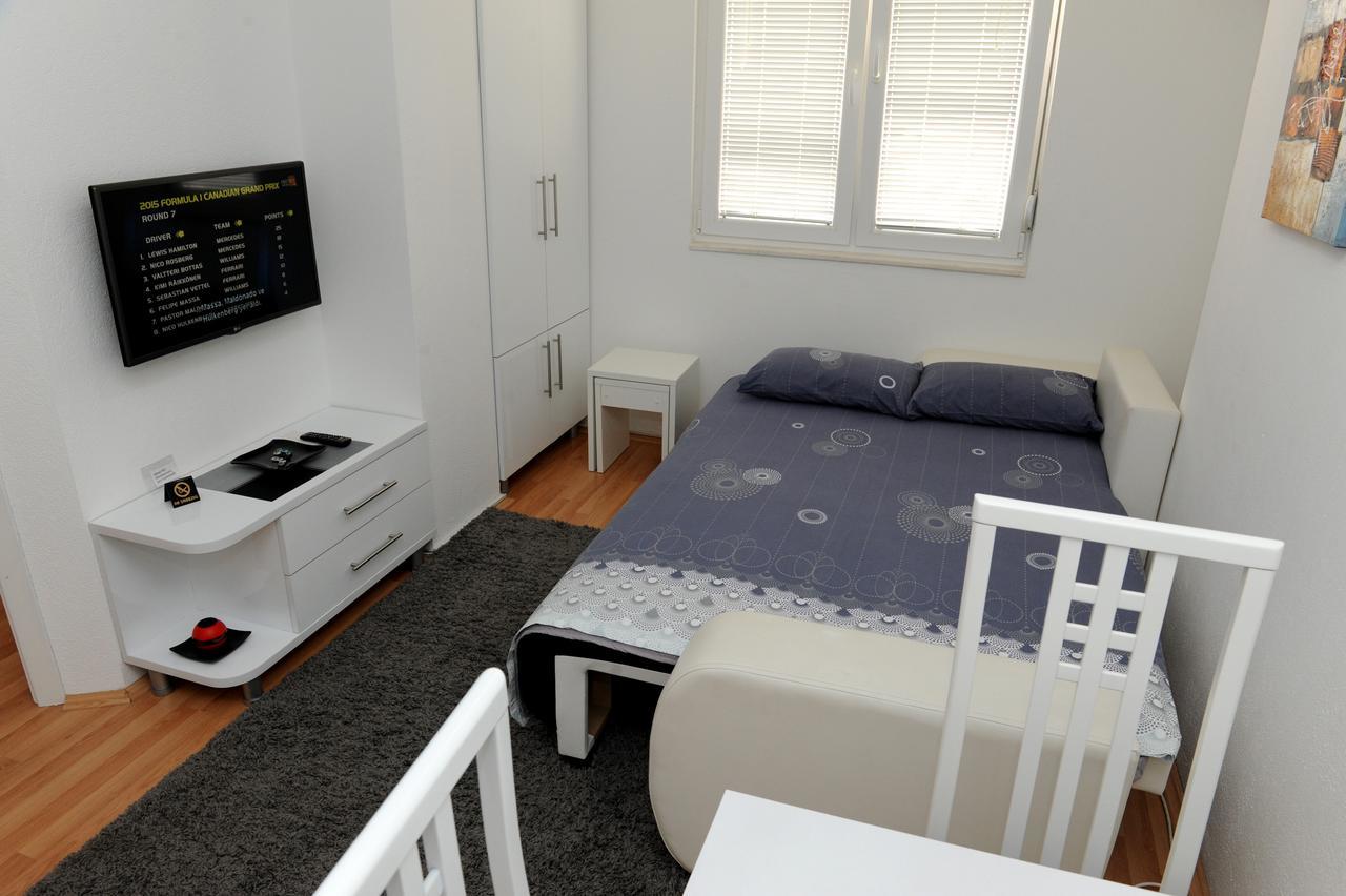 Central Deluxe Apartments Ohrid Bagian luar foto