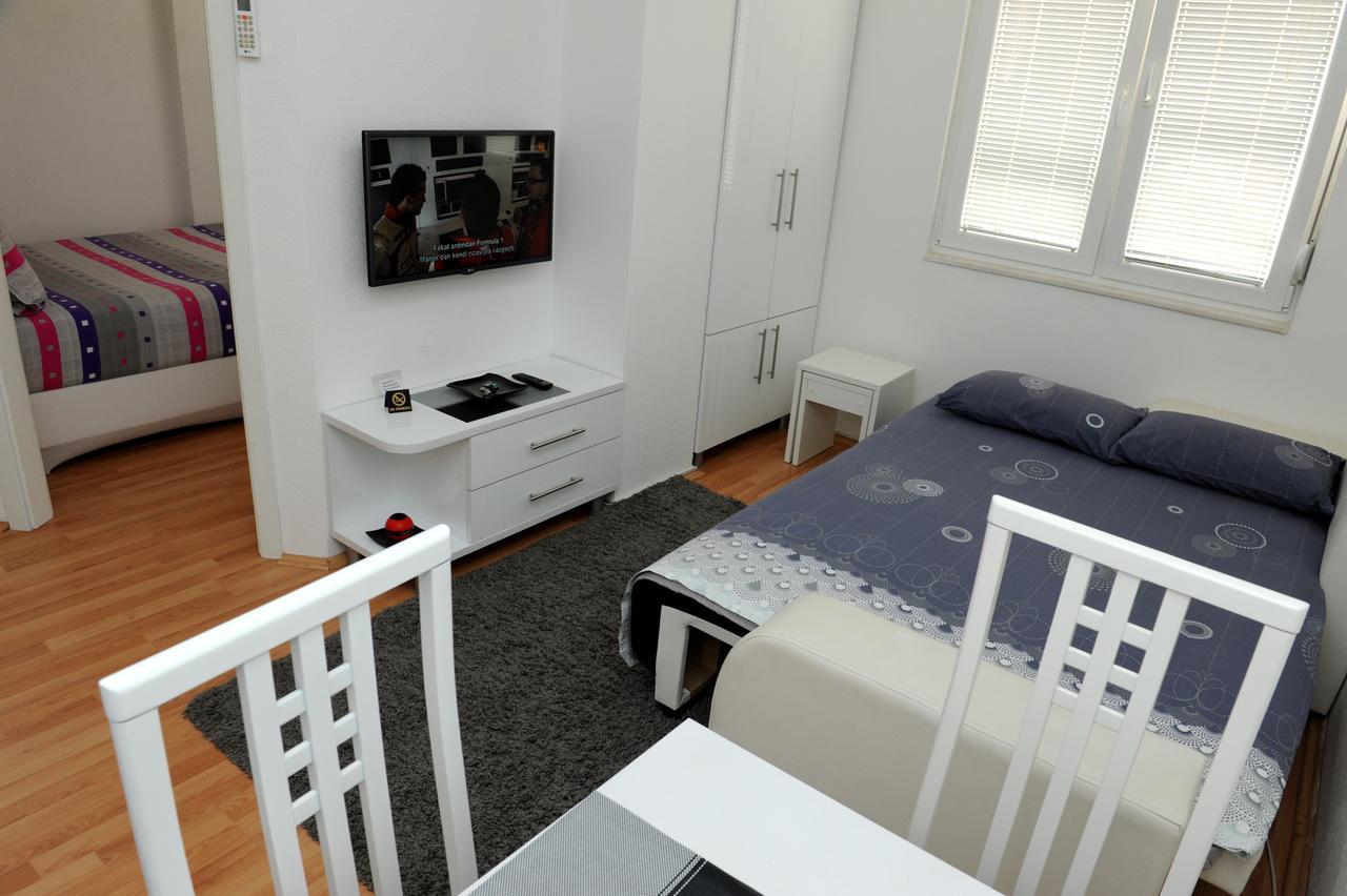 Central Deluxe Apartments Ohrid Bagian luar foto