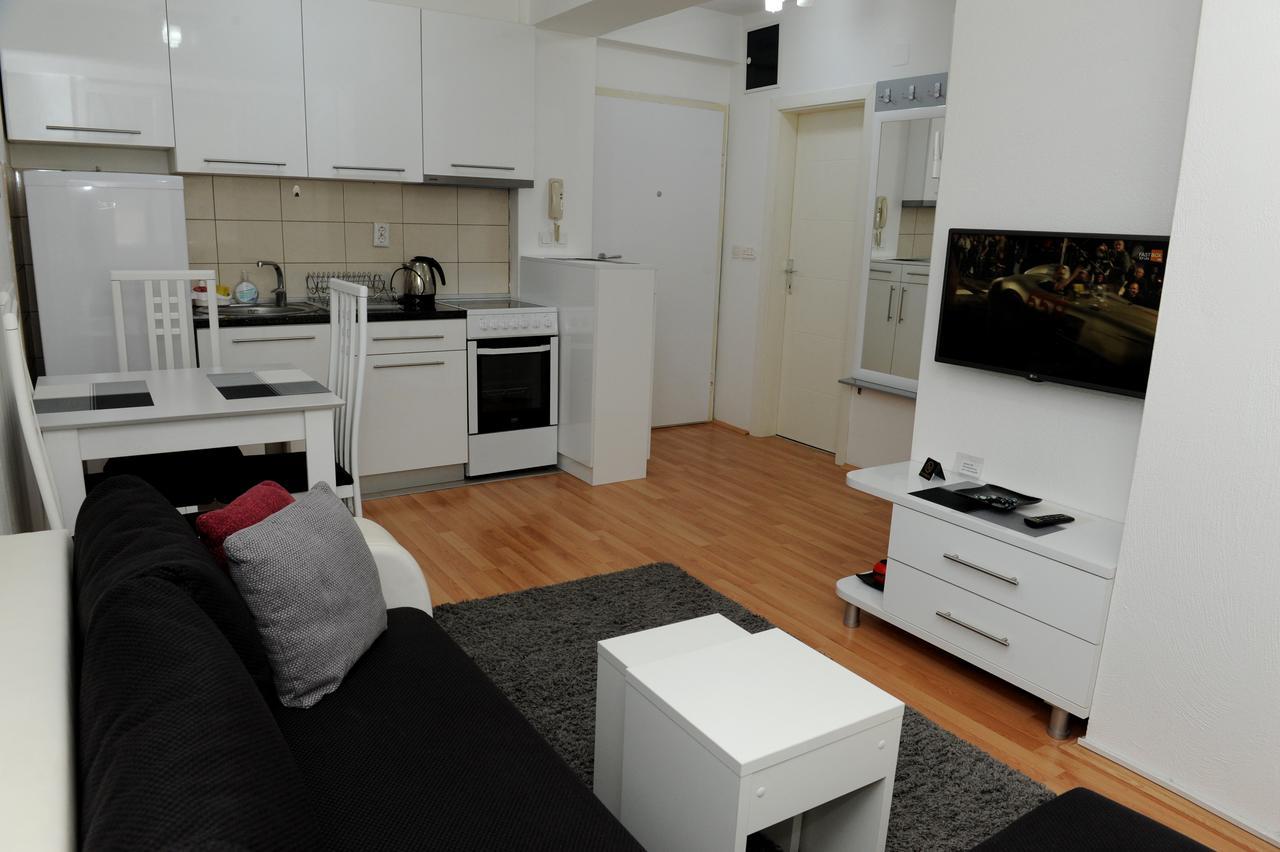 Central Deluxe Apartments Ohrid Bagian luar foto