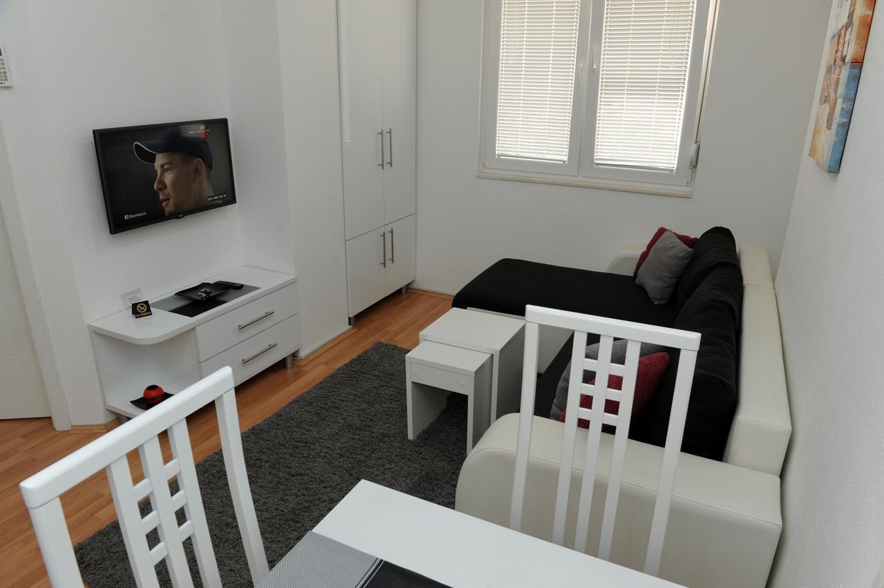 Central Deluxe Apartments Ohrid Bagian luar foto